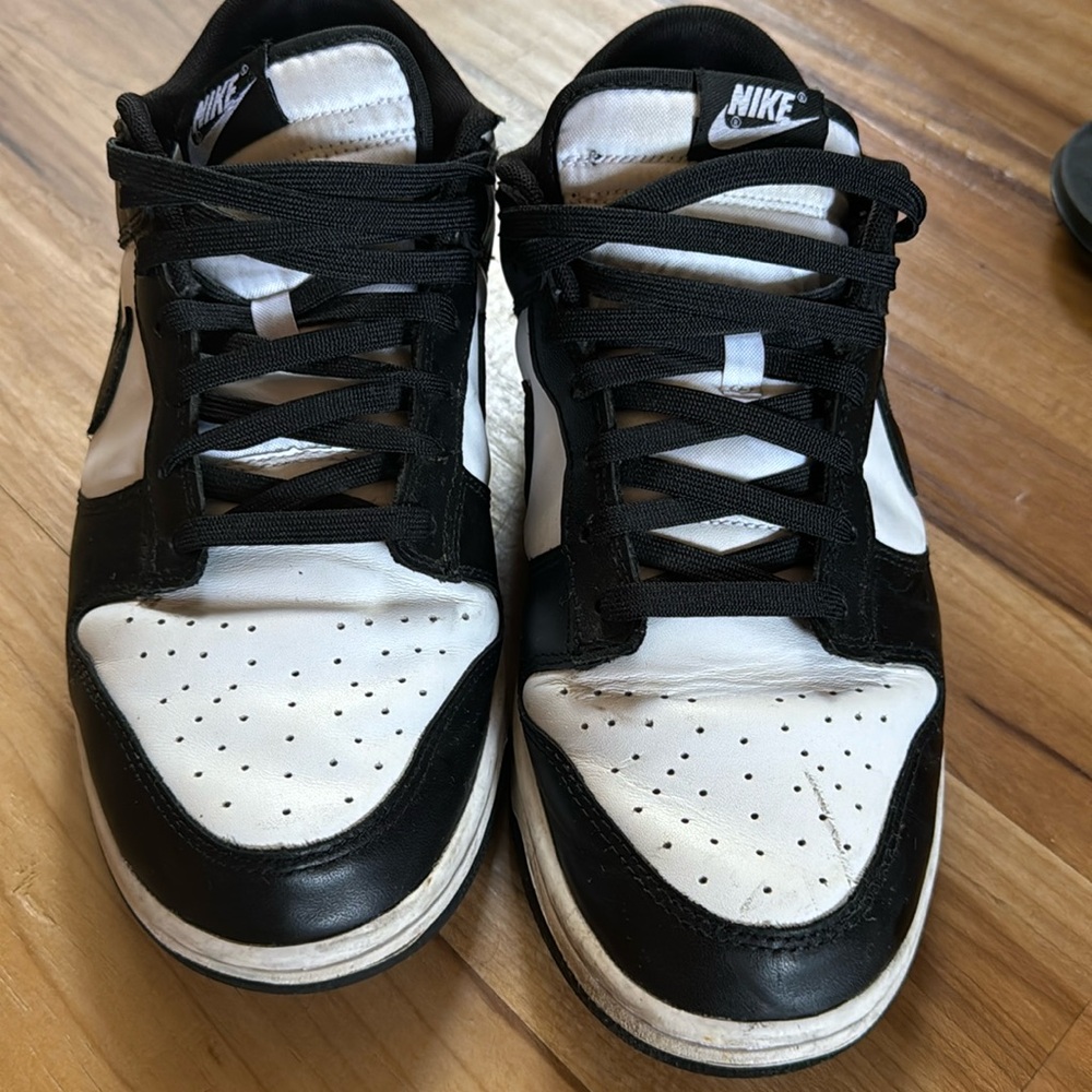 Nike panda dunks